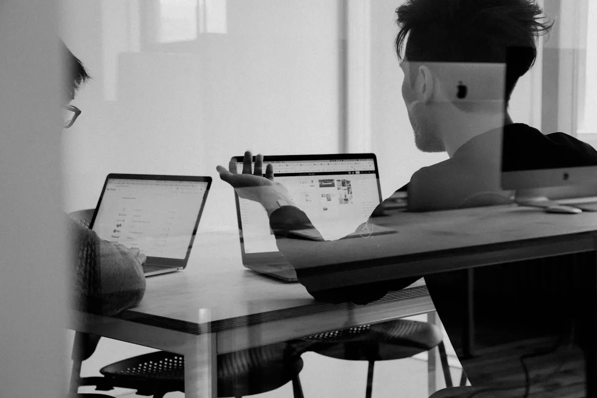 Scaled e-commerce operations dashboard and team